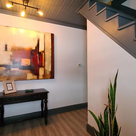 La Petite Auberge Sur Queen Rawdon Luaran gambar